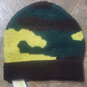 Yummy Sweater Green Camo Beenie